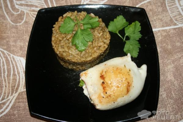 Рецепт: Фаршированный кальмар - По рецепту Константина Ивлева