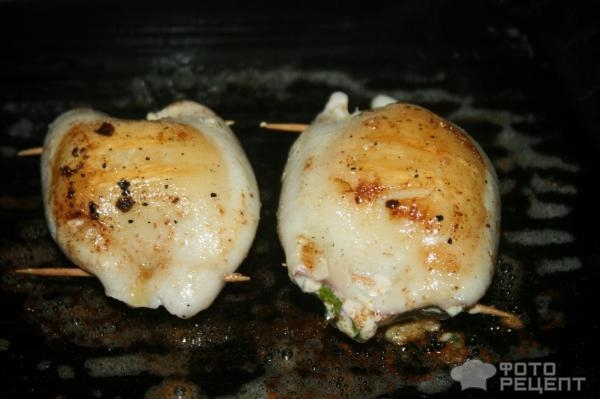 Рецепт: Фаршированный кальмар - По рецепту Константина Ивлева