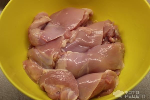 Рецепт: Филе бедра курицы в соусе - в нахлест в духовке Рецепт: Филе бедра курицы в соусе - в нахлест в духовке