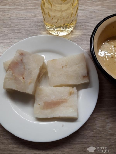 Рецепт: Филе палтуса в кляре - Вкусное блюдо, приготовленное в сковороде.