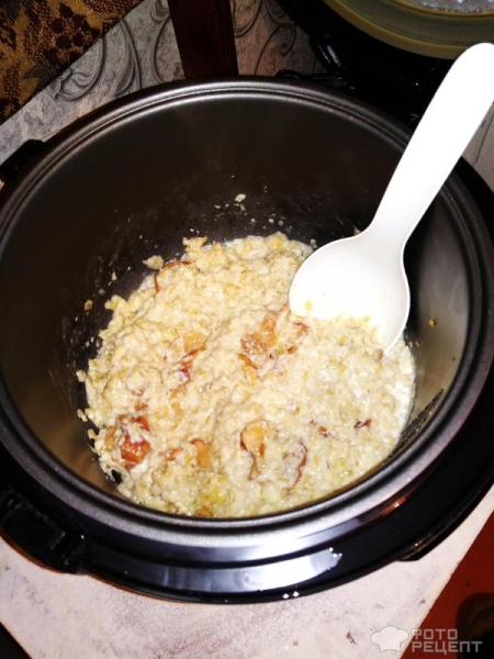 Рецепт: Геркулесовая каша с цукатами в мультиварке - С сушенными яблоками Рецепт: Геркулесовая каша с цукатами в мультиварке - С сушенными яблоками