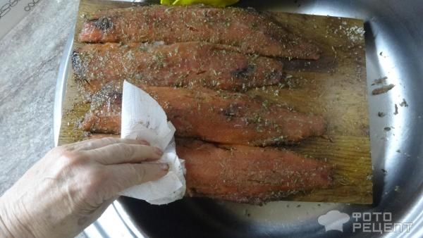 Рецепт: Горбуша малосоленая сухим посолом - Вкуснейший вариант засолки горбуши. Быстро , просто. Рецепт: Горбуша малосоленая сухим посолом - Вкуснейший вариант засолки горбуши. Быстро , просто.