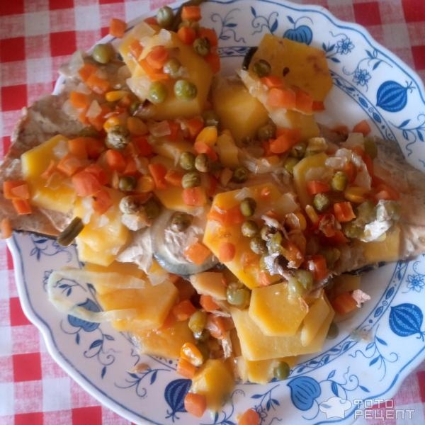 Рецепт: Горбуша, запеченная с овощами - По-домашнему Рецепт: Горбуша, запеченная с овощами - По-домашнему