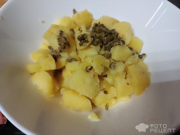 Рецепт: Греческий картофельный салат с каперсами - Без майонеза