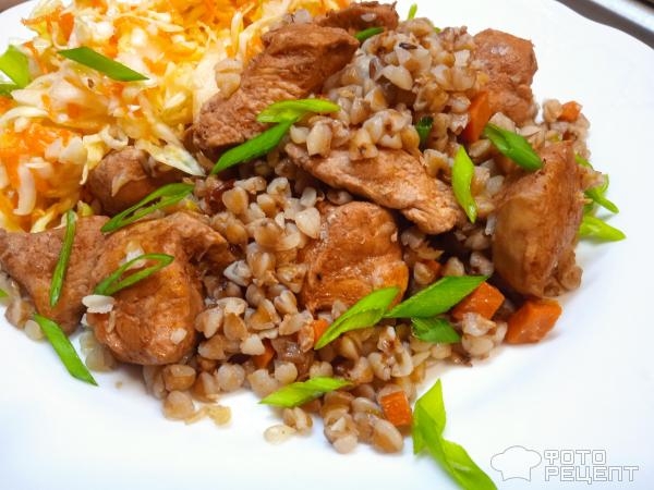 Рецепт: Гречка с курицей в соевом соусе - быстро, по-домашнему, зира, барбарис и копчёная паприка в помощь