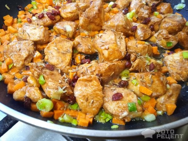 Рецепт: Гречка с курицей в соевом соусе - быстро, по-домашнему, зира, барбарис и копчёная паприка в помощь