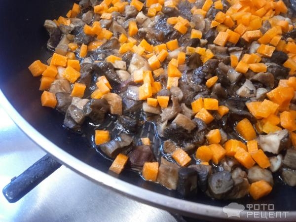 Рецепт: Гречка тушеная с грибами и мясом - с лесными грибами и беконом Рецепт: Гречка тушеная с грибами и мясом - с лесными грибами и беконом