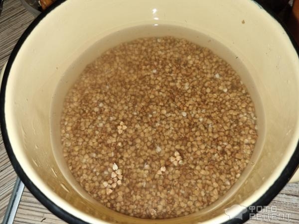 Рецепт: Гречневая каша с домашней тушенкой - Блюдо на скорую руку, но при этом вполне самодостаточное Рецепт: Гречневая каша с домашней тушенкой - Блюдо на скорую руку, но при этом вполне самодостаточное