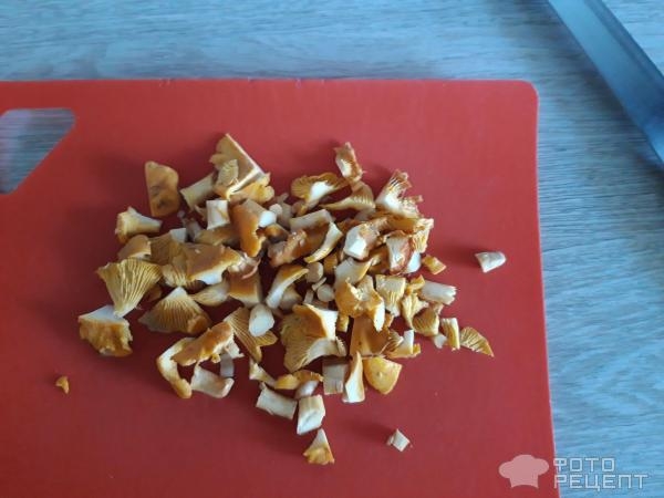 Рецепт: Грибной суп с лисичками - на бульоне с вермишелью! Рецепт: Грибной суп с лисичками - на бульоне с вермишелью!