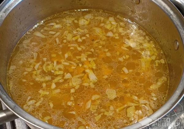 Рецепт: Грибной суп с лисичками - с картофелем и поджаркой