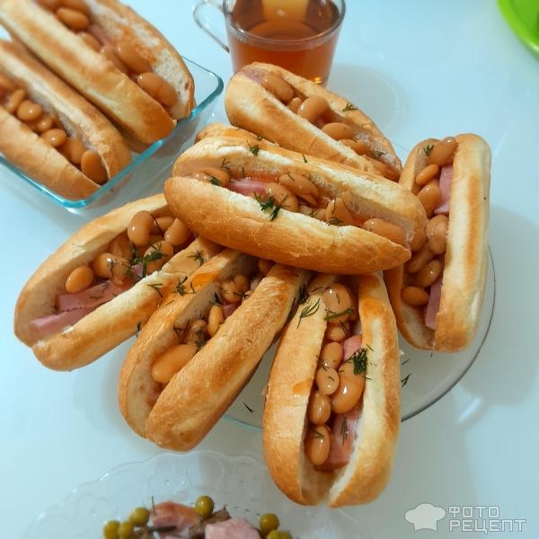 Рецепт: Хот-дог "Русский" - С ветчиной и фасолью в томате. Перекус за минутку:) Рецепт: Хот-дог "Русский" - С ветчиной и фасолью в томате. Перекус за минутку:)