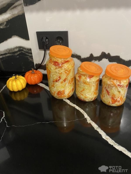 Рецепт: Хрустящая маринованная капуста - рецепт капусты быстрого приготовления от Кристины, маринад, капуста, закуска, гарнир, по-домашнему