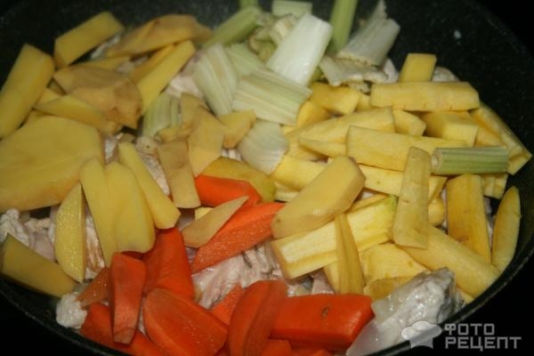 Рецепт: Индейка с овощами - с любистоком