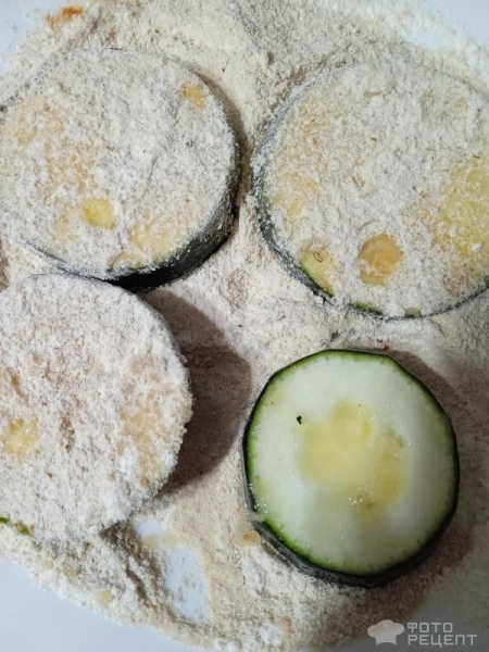 Рецепт: Кабачки запеченные с фаршем и сыром - Праздничные кабачки: вкусно, сытно, бюджетно Рецепт: Кабачки запеченные с фаршем и сыром - Праздничные кабачки: вкусно, сытно, бюджетно