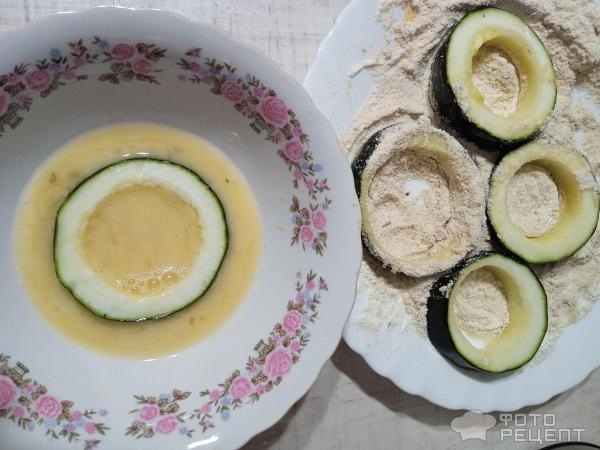 Рецепт: Кабачки запеченные с фаршем и сыром - Праздничные кабачки: вкусно, сытно, бюджетно Рецепт: Кабачки запеченные с фаршем и сыром - Праздничные кабачки: вкусно, сытно, бюджетно