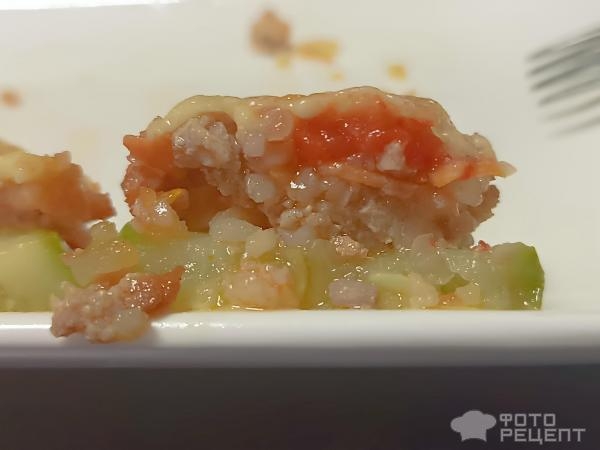 Рецепт: Кабачки запеченные с фаршем и сыром - Закуска по-домашнему Рецепт: Кабачки запеченные с фаршем и сыром - Закуска по-домашнему