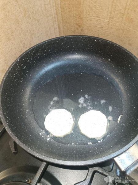 Рецепт: Кабачки жареные, закусочные - С чесноком, классические