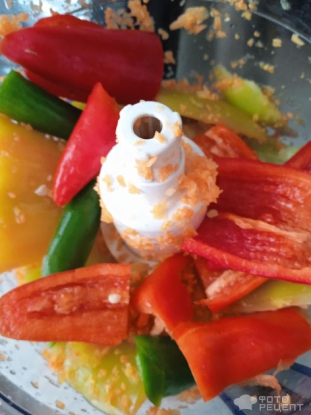 Рецепт: Кабачковая "аджика" - С болгарским перцем и чесноком: вкусная и пикантная, сразу и не поймешь что из кабачков Рецепт: Кабачковая "аджика" - С болгарским перцем и чесноком: вкусная и пикантная, сразу и не поймешь что из кабачков