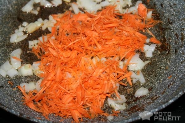 Рецепт: Кабачковые оладьи - как не сладкие пирожные с начинкой