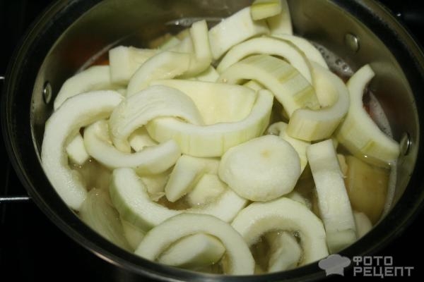 Рецепт: Кабачковый суп-пюре - с сухим грибным бульоном