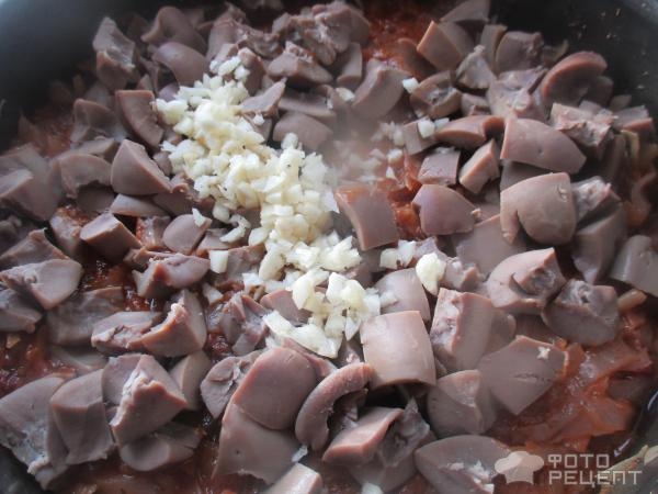 Рецепт: Капуста, тушеная с пивом - с почками, яблоками, черносливом и брусникой Рецепт: Капуста, тушеная с пивом - с почками, яблоками, черносливом и брусникой