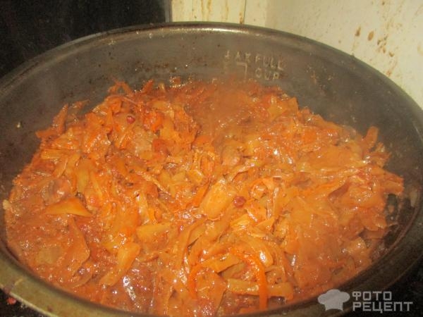 Рецепт: Капуста, тушеная с пивом - с почками, яблоками, черносливом и брусникой Рецепт: Капуста, тушеная с пивом - с почками, яблоками, черносливом и брусникой