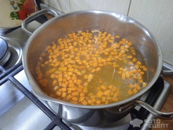 Рецепт: Капустно-щавелевый суп - квашеная капуста, замороженный щавель Рецепт: Капустно-щавелевый суп - квашеная капуста, замороженный щавель