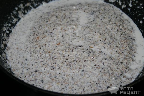 Рецепт: Капустные оладьи - под сливочно-грибным соусом Рецепт: Капустные оладьи - под сливочно-грибным соусом