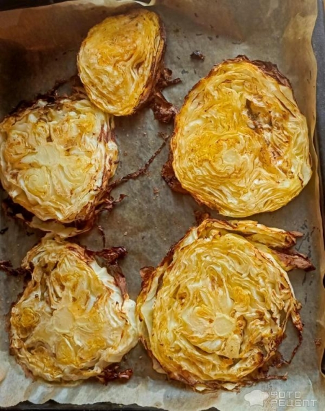 Рецепт: Капустный стейк запеченный с куриной грудкой - С отбивной свининой