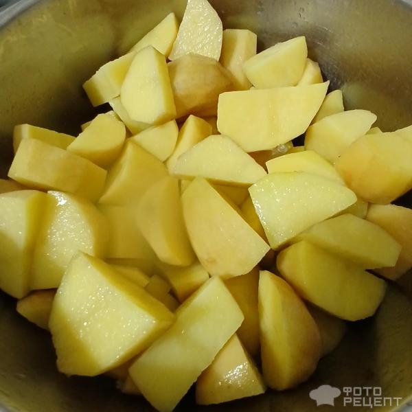 Рецепт: Картофель со стручковой фасолью - Тушёный картофель с зеленым горошком и стручковой фасолью.