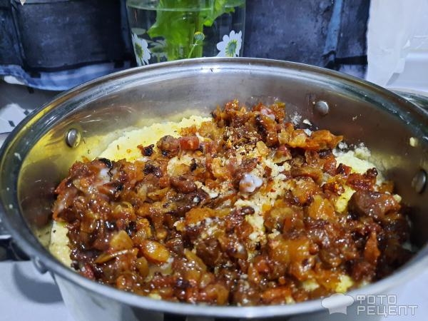 Рецепт: Картофельная колбаса - Бульбяная кишка со шкварками и жареным луком. Рецепт: Картофельная колбаса - Бульбяная кишка со шкварками и жареным луком.