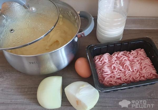 Рецепт: Картофельная запеканка с мясным фаршем - В духовке с жареным лучком и фаршем Рецепт: Картофельная запеканка с мясным фаршем - В духовке с жареным лучком и фаршем