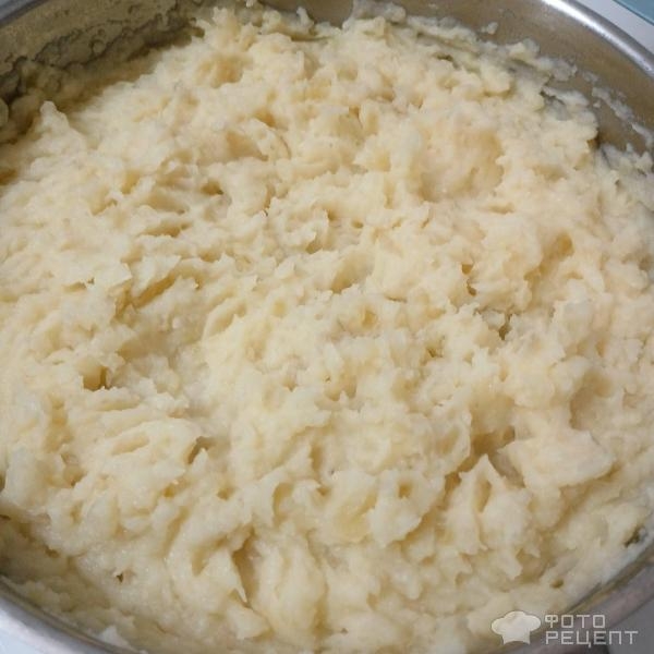 Рецепт: Картошка на молоке - Как приготовить самое вкусное воздушное картофельное пюре на молоке и сливочном масле.