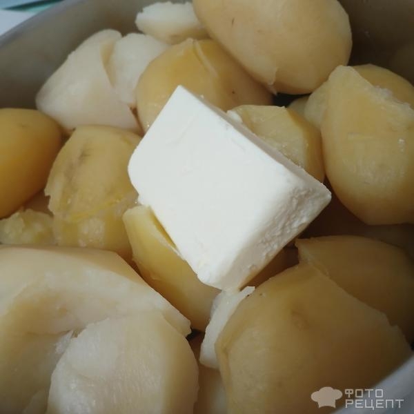 Рецепт: Картошка на молоке - Как приготовить самое вкусное воздушное картофельное пюре на молоке и сливочном масле.