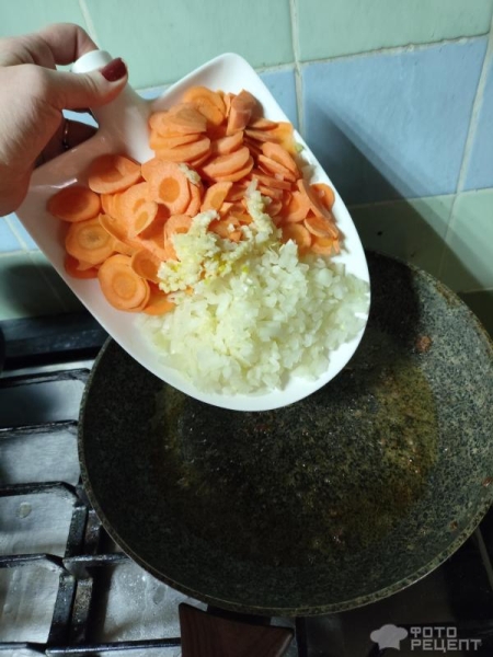 Рецепт: Картошка, тушеная с куриной грудкой - Сочное блюдо