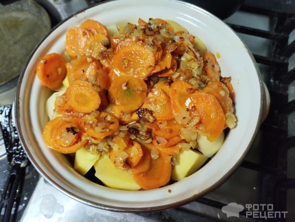 Рецепт: Картошка, тушеная с куриной грудкой - Сочное блюдо