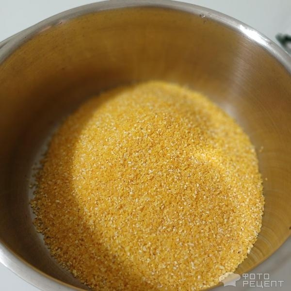 Рецепт: Каша из поленты с карамельным соусом - Ребенок не ест молочную кашу? Превратите ее в десерт! Молочная кукурузная полента с маршмеллоу.