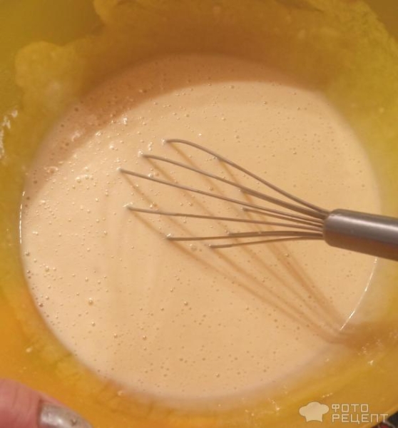 Рецепт: Кекс "Изюминка" из готовой смеси - С добавлением свежих ягод Рецепт: Кекс "Изюминка" из готовой смеси - С добавлением свежих ягод