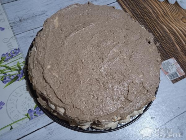 Рецепт: Киевский торт с грецкими орехами - с масляным кремом