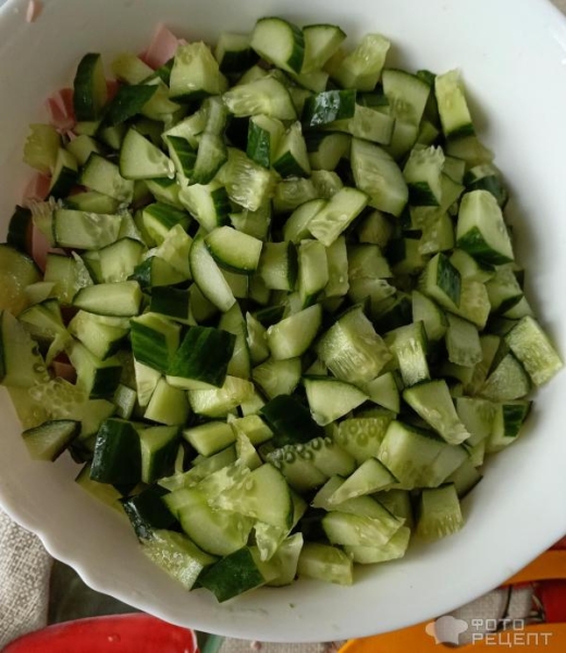 Рецепт: Классическая окрошка на квасе - с зеленью и редиской. Рецепт: Классическая окрошка на квасе - с зеленью и редиской.