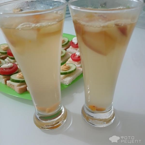 Рецепт: Компот "Лето" - Полезный летний компот с облепихой, запасаемся витаминами на зиму:) Рецепт: Компот "Лето" - Полезный летний компот с облепихой, запасаемся витаминами на зиму:)