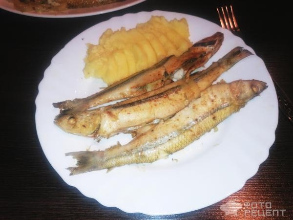 Рецепт: Корюшка, запеченная в духовке - вкусная рыбка, но на любителя Рецепт: Корюшка, запеченная в духовке - вкусная рыбка, но на любителя