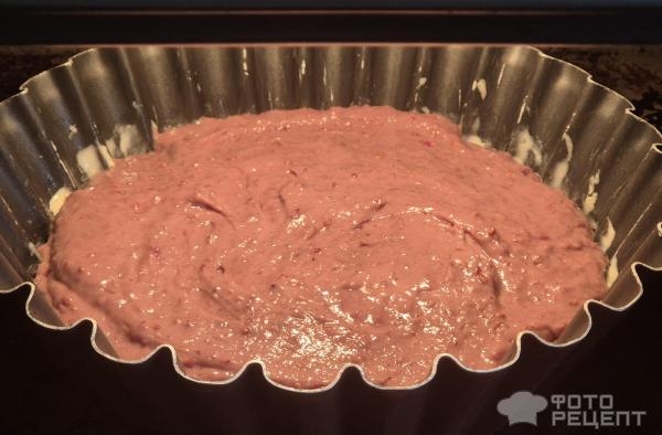 Рецепт: Коврижка к чаю - Пирог с малиновым вареньем Рецепт: Коврижка к чаю - Пирог с малиновым вареньем