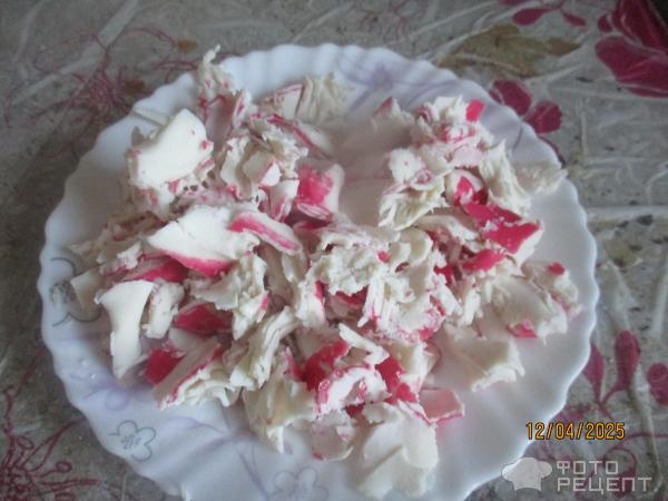 Рецепт: Крабовый салат - самый простой салатик Рецепт: Крабовый салат - самый простой салатик