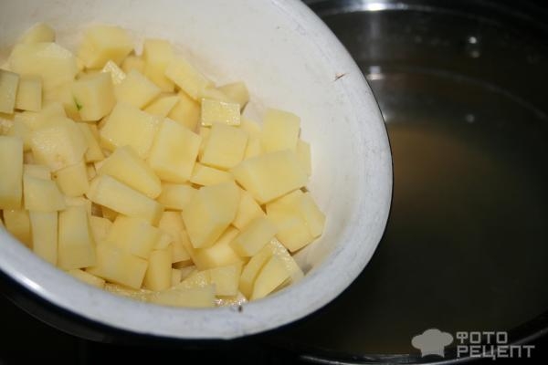 Рецепт: Красный суп - С краснокочанной капустой и заготовкой из свеклы