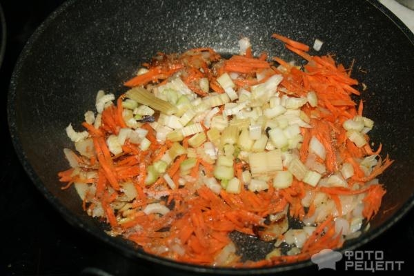 Рецепт: Красный суп - С краснокочанной капустой и заготовкой из свеклы