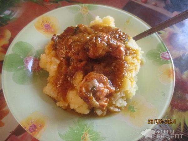 Рецепт: Курица в подливе из кабачковой икры - вкусно и выгодно Рецепт: Курица в подливе из кабачковой икры - вкусно и выгодно