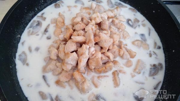 Рецепт: Куриное филе с картофелем в сливочном соусе - с грибами Рецепт: Куриное филе с картофелем в сливочном соусе - с грибами