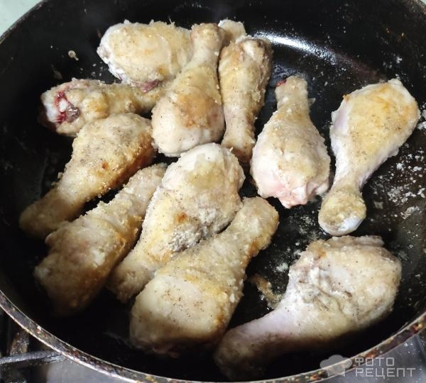 Рецепт: Куриные ножки в медово-соевом соусе - Обжаренные и тушённые Рецепт: Куриные ножки в медово-соевом соусе - Обжаренные и тушённые