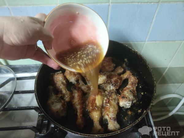 Рецепт: Куриные ножки в медовом соусе с рисом - С соевым соусом